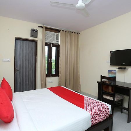 Hotel O Awesome Villa Near Appu Ghar Gurgaon Extérieur photo